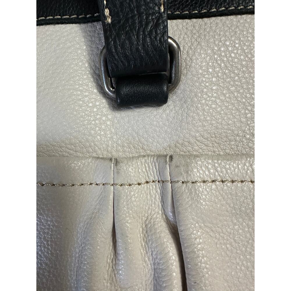 The Sak White Handbag - Picture 2 of 9